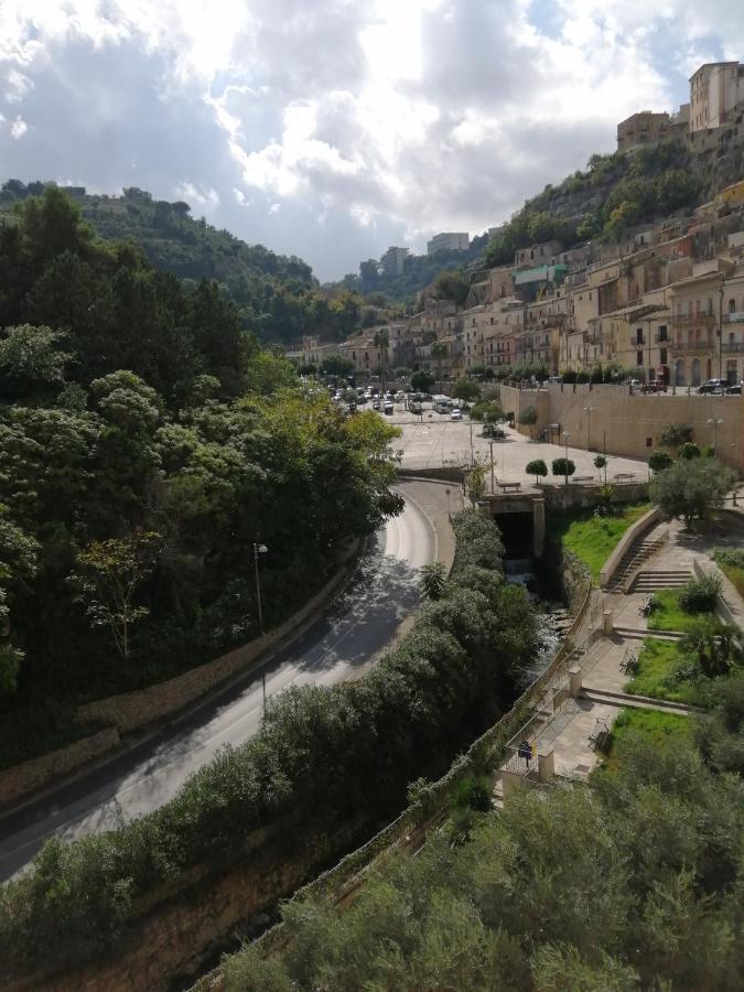 Aquila Sveva Domus Villa Ragusa Exterior foto